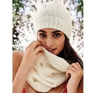 Victoria’s Secret hat and scarf set…cream with rhinestones Victoria main image 2